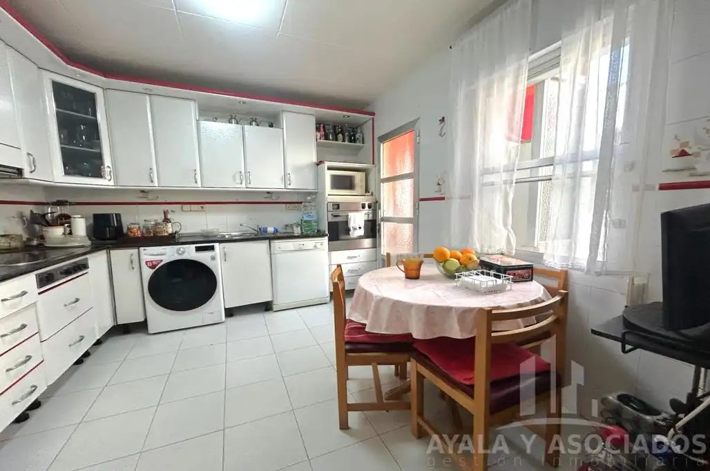Cocina de Piso en venta en Cartagena con Aire acondicionado y Calefacción