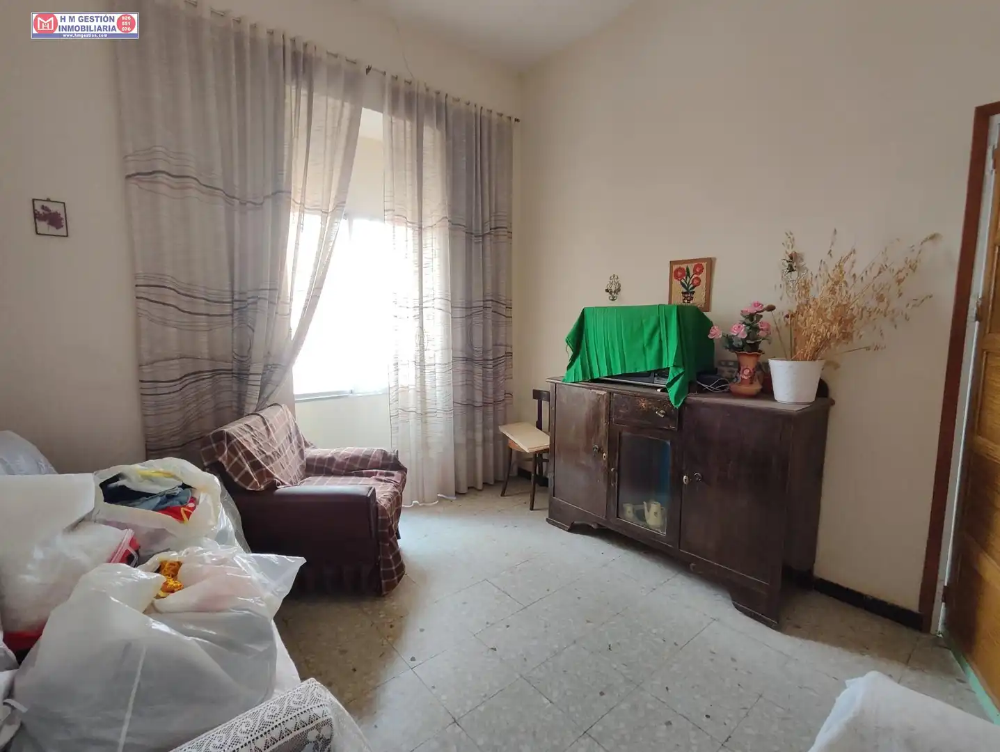 Sala d'estar de Casa o xalet en venda en Alcázar de San Juan amb Calefacció i Terrassa