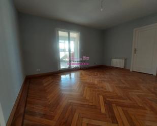 Bedroom of Flat to rent in Vigo   with Terrace