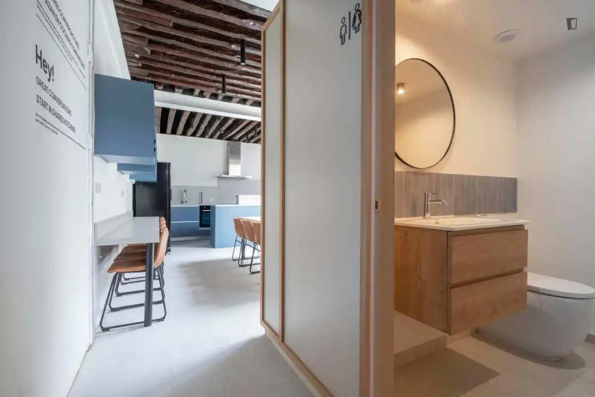 Kitchen of Houses for share in Madrid  with Heating, Furnished and Oven