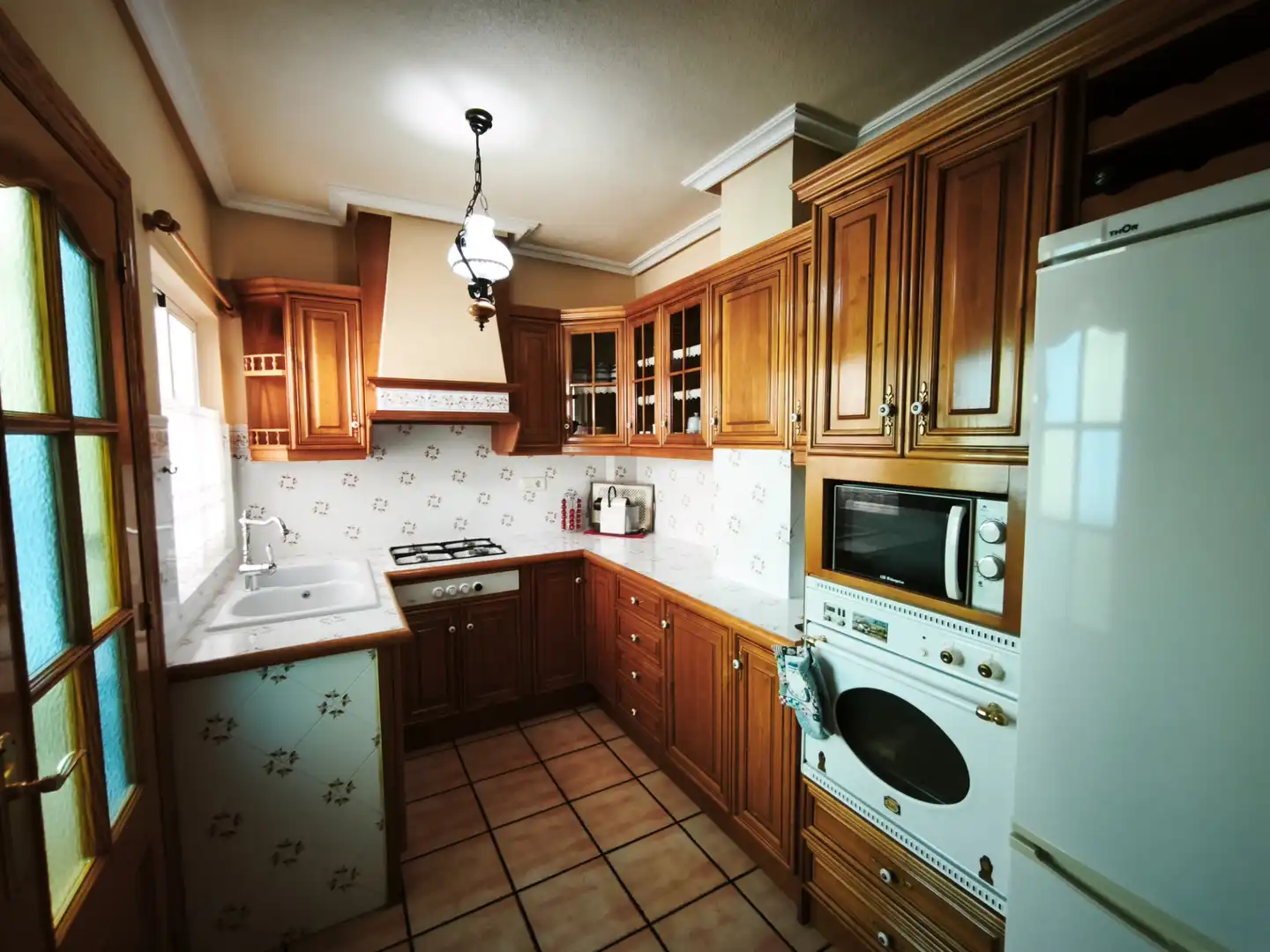 Kitchen of Flat for sale in Petrer  with Parquet flooring, Furnished and Oven