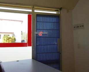 Premises to rent in Poble