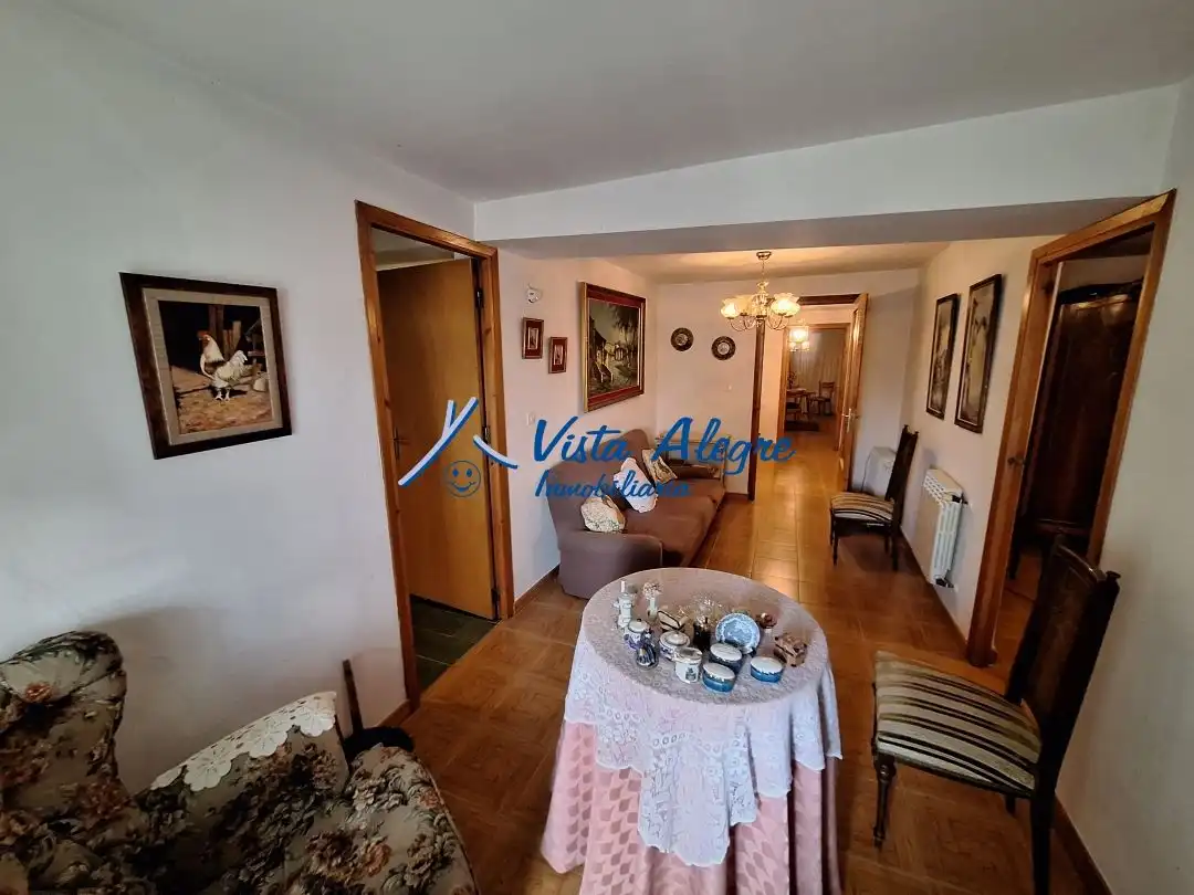 Sala d'estar de Casa o xalet en venda en Fonzaleche amb Calefacció, Jardí privat i Terrassa