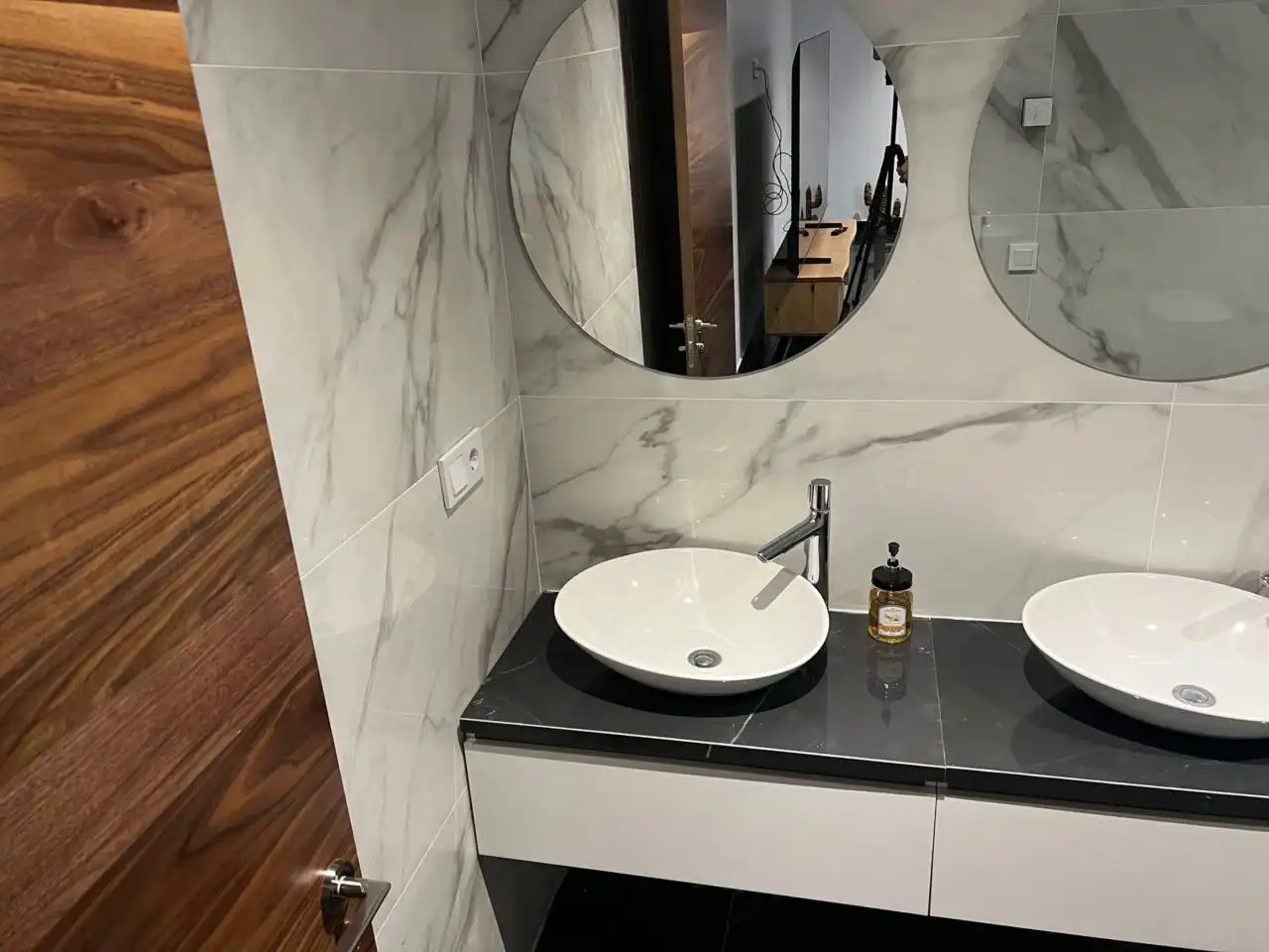 Baño de Casa o chalet en venta en Estepona con Aire acondicionado, Calefacción y Jardín privado