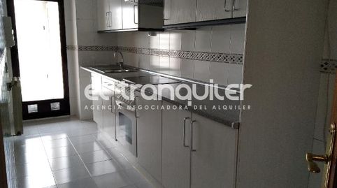 Foto 5 von Wohnung zur Miete in Calle Los Pinos, Prado Santo Domingo - Ensanche, Alcorcón