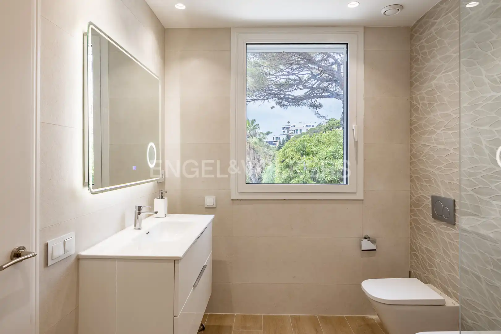 Baño de Casa o chalet en venta en Arenys de Mar con Aire acondicionado, Calefacción y Jardín privado