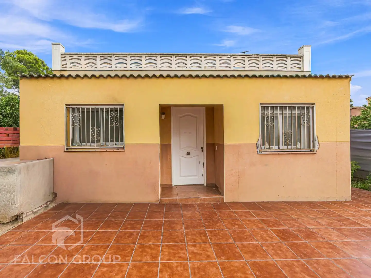 Vista exterior de Finca rústica en venta en Vilanova i la Geltrú con Aire acondicionado, Calefacción y Jardín privado