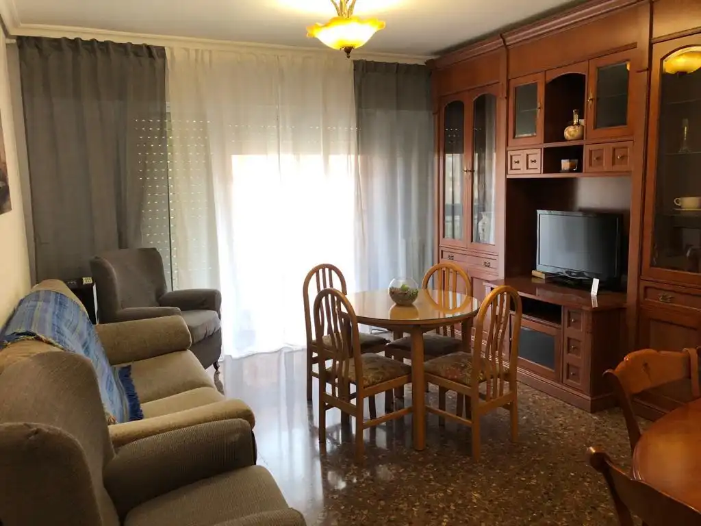 Wohnzimmer von Wohnung zur Miete in Albacete mit Heizung, Möbliert und Balkon