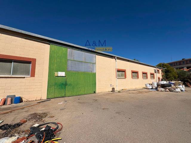 Nave industrial en Venta en Regaderilla en Pesquera de Duero