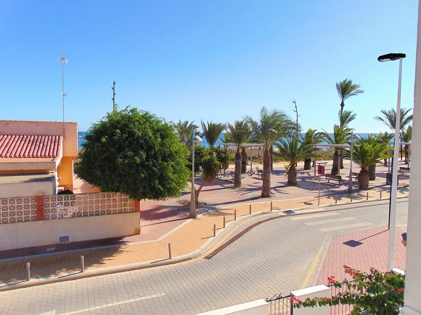 Vista exterior de Ático en venta en San Pedro del Pinatar con Aire acondicionado, Calefacción y Terraza