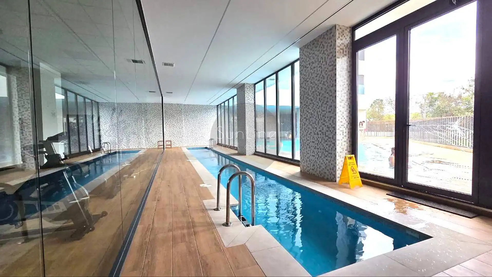 Piscina de Piso de alquiler en Valencia con Aire acondicionado, Terraza y Trastero