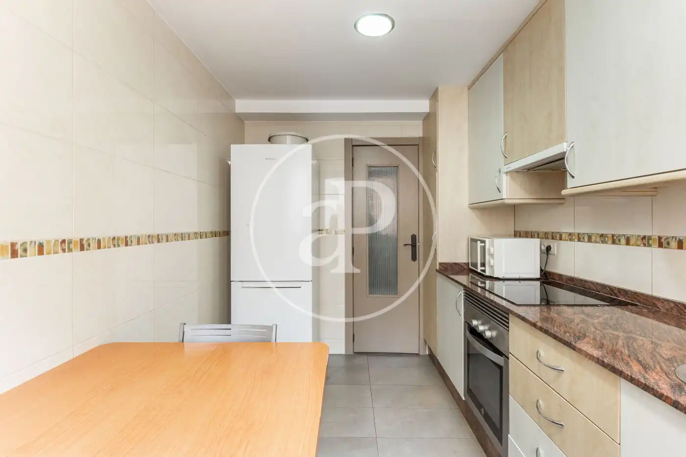 Cocina de Piso de alquiler en Valencia con Aire acondicionado, Calefacción y Terraza