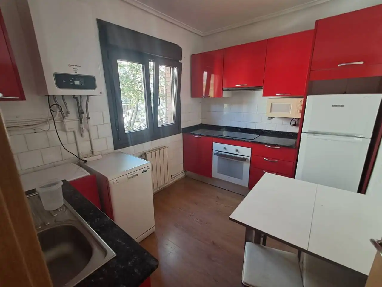 Cocina de Piso en venta en  Logroño con Calefacción y Terraza