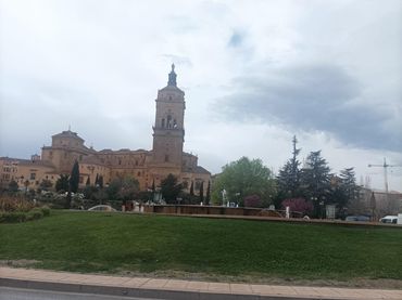 Locale commerciale in affitto a Guadix