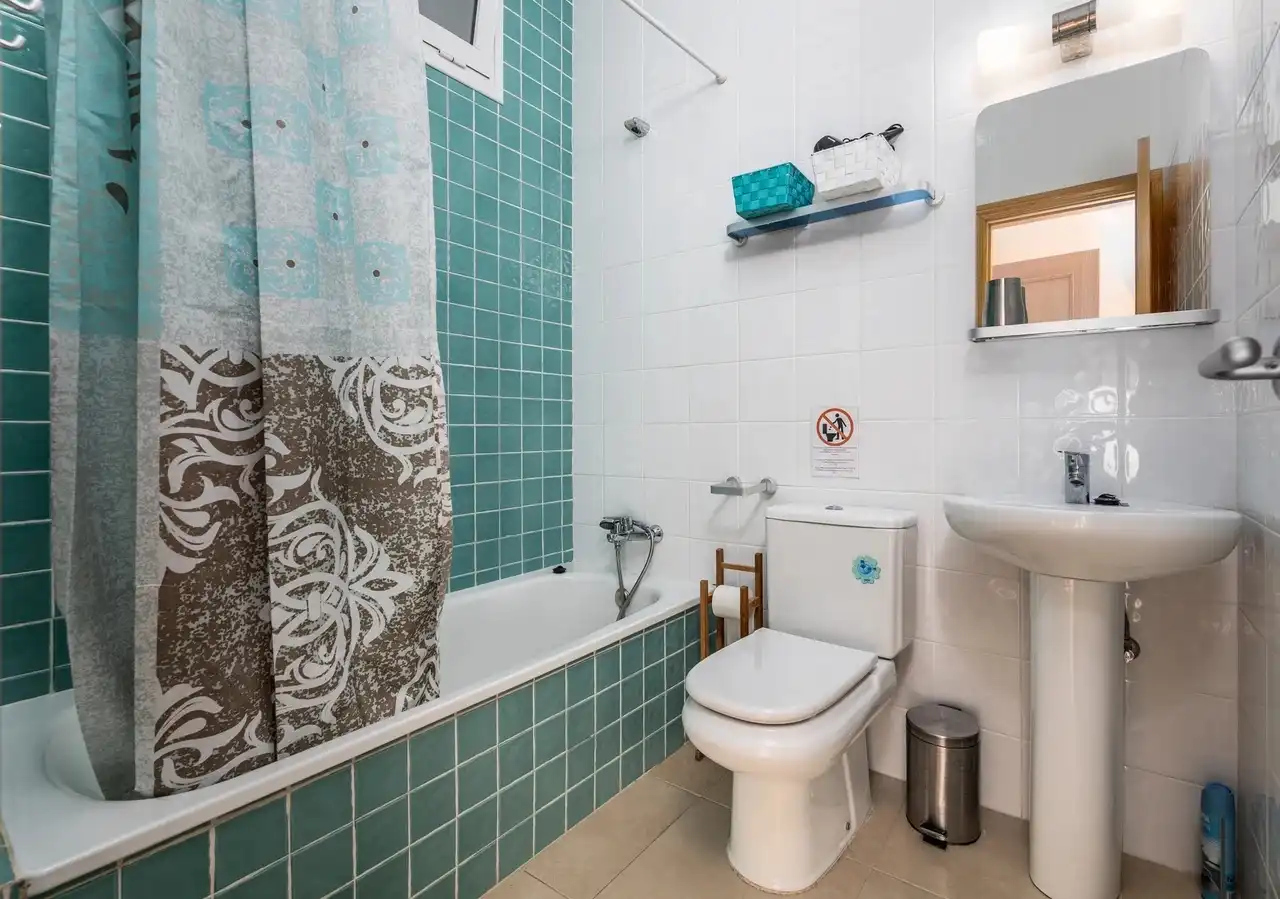 Bathroom of Houses for sale in Frigiliana  with Air Conditioner, Private garden and Terrace