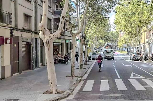 Local comercial en Alquiler en Eixample