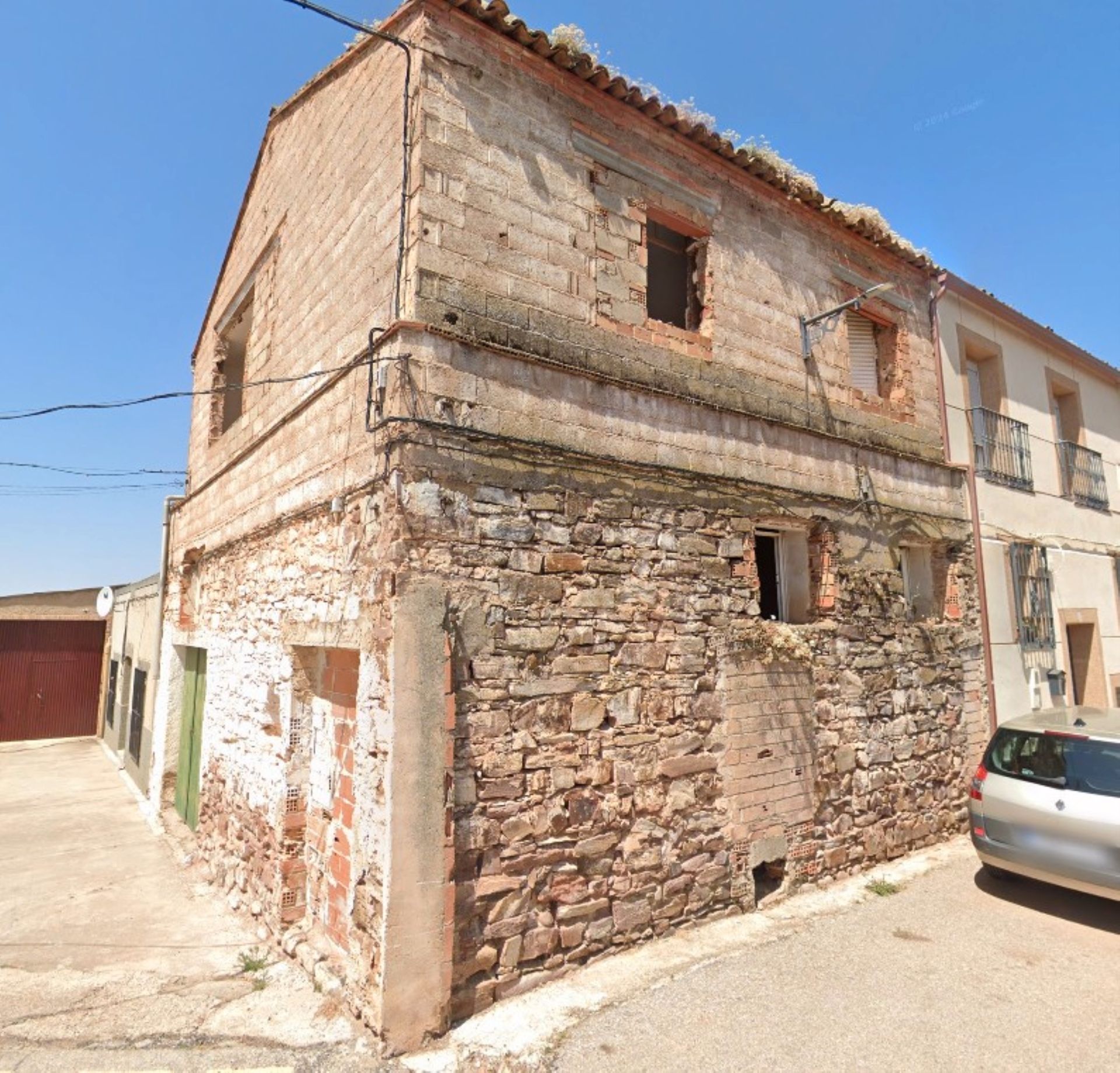 Exterior view of House or chalet for sale in Montizón