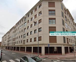 Exterior view of Flat for sale in Parla  with Private garden and Swimming Pool