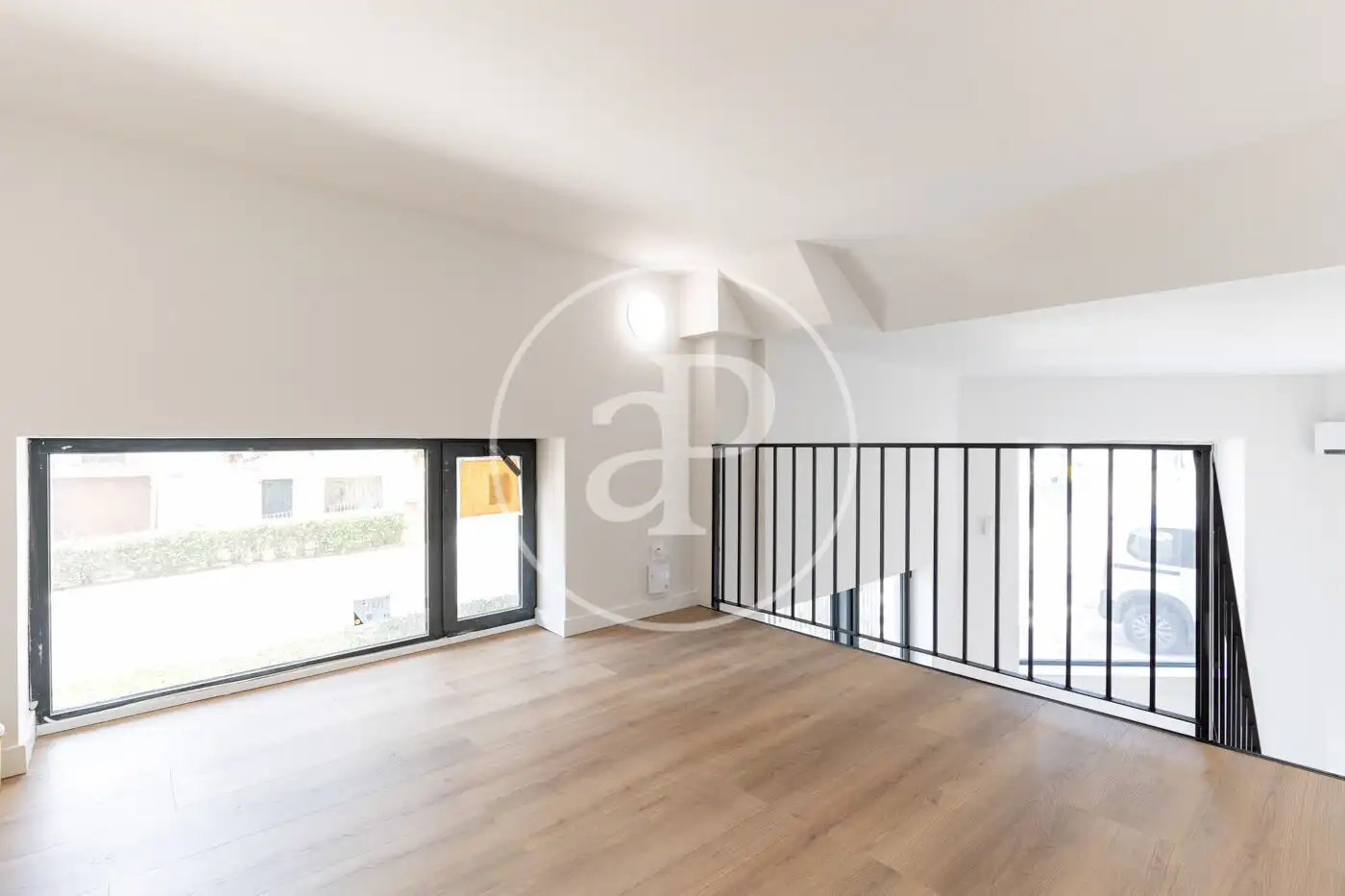 Sala de estar de Loft en venta en Cerdanyola del Vallès con Calefacción, Terraza y Trastero
