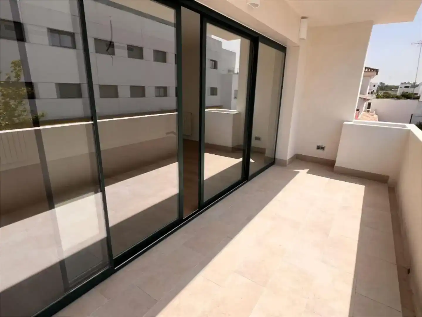 Terrassa de Pis en venda en Sevilla amb Aire condicionat, Jardí privat i Parquet
