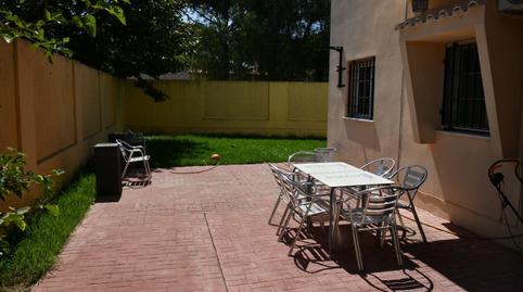Foto 3 de Casa adosada en venta en La Barrosa, Cádiz