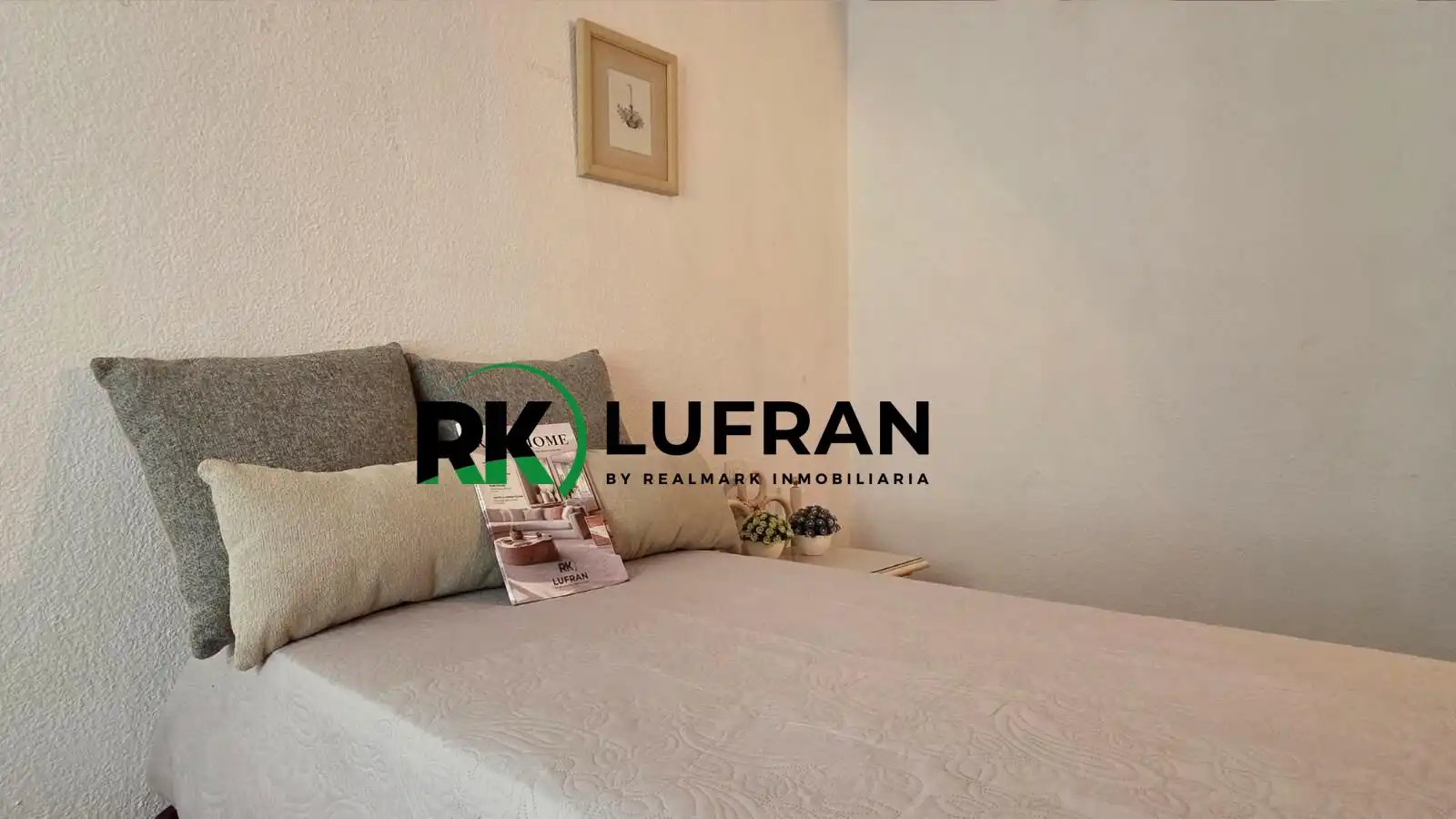Bedroom of Flat for sale in Alicante / Alacant  with Terrace, Furnished and Balcony