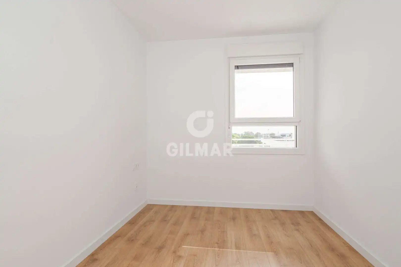 Habitación de Ático en venta en Sevilla con Calefacción, Jardín privado y Piscina