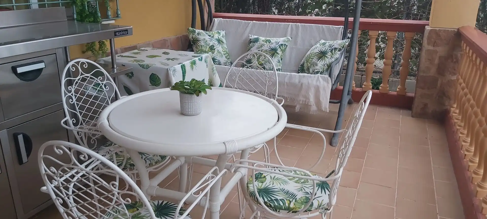 Terrassa de Casa o xalet de lloguer en Mengíbar amb Aire condicionat, Terrassa i Piscina