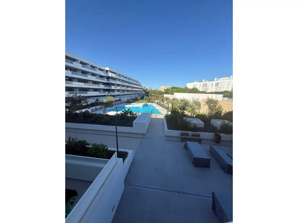 Apartamento con ascensor en alquiler en Avenida Pere Matutes Noguera, imagen 2