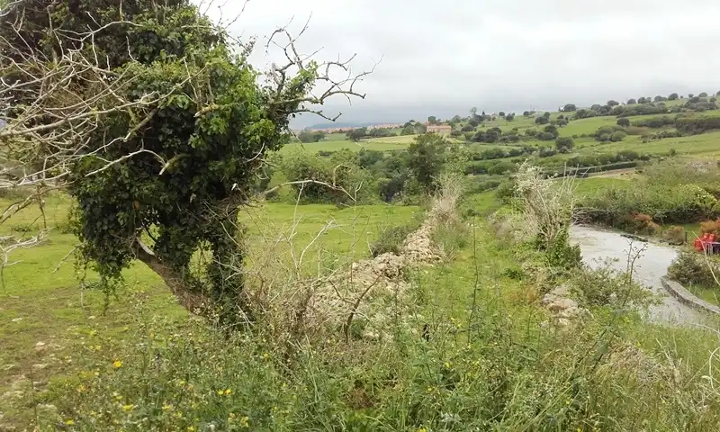 Terreno residencial en venta en Santillana del Mar - Barrio Fonfría 17