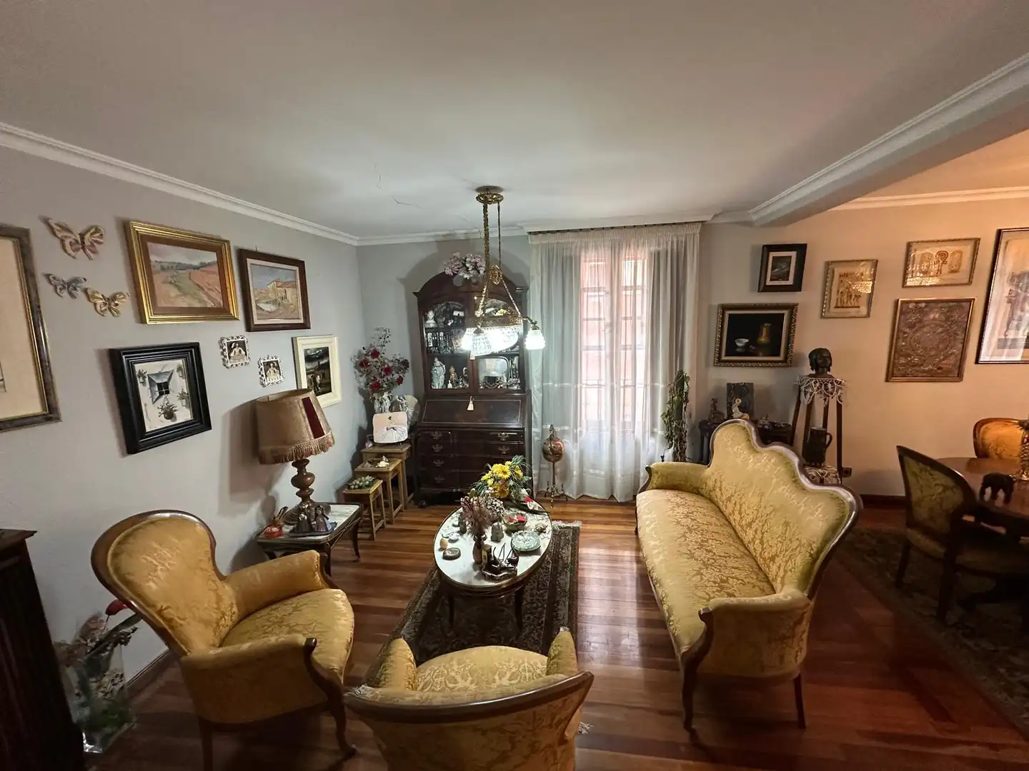 Living room of Detached homes for sale in Burgos  with Private garden, Terrace and Storage room