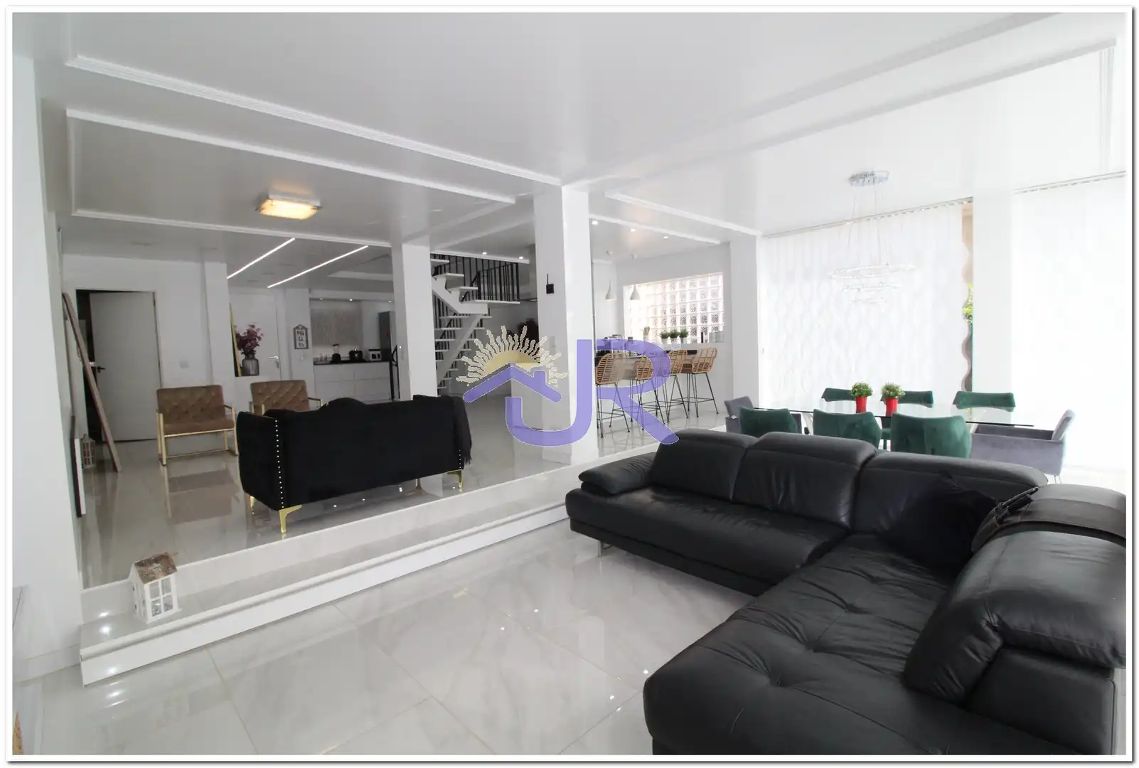 Living room of Houses for sale in Paracuellos de Jarama  with Air Conditioner, Private garden and Swimming Pool