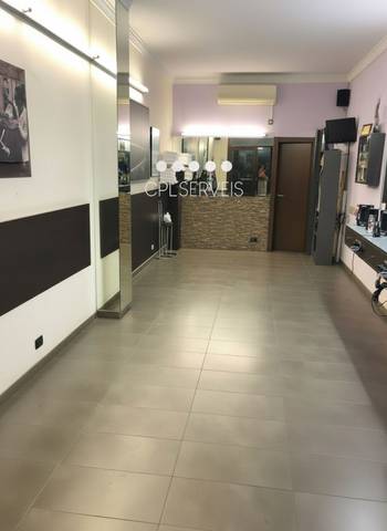 Local comercial en Alquiler en Catalunya en Lloreda