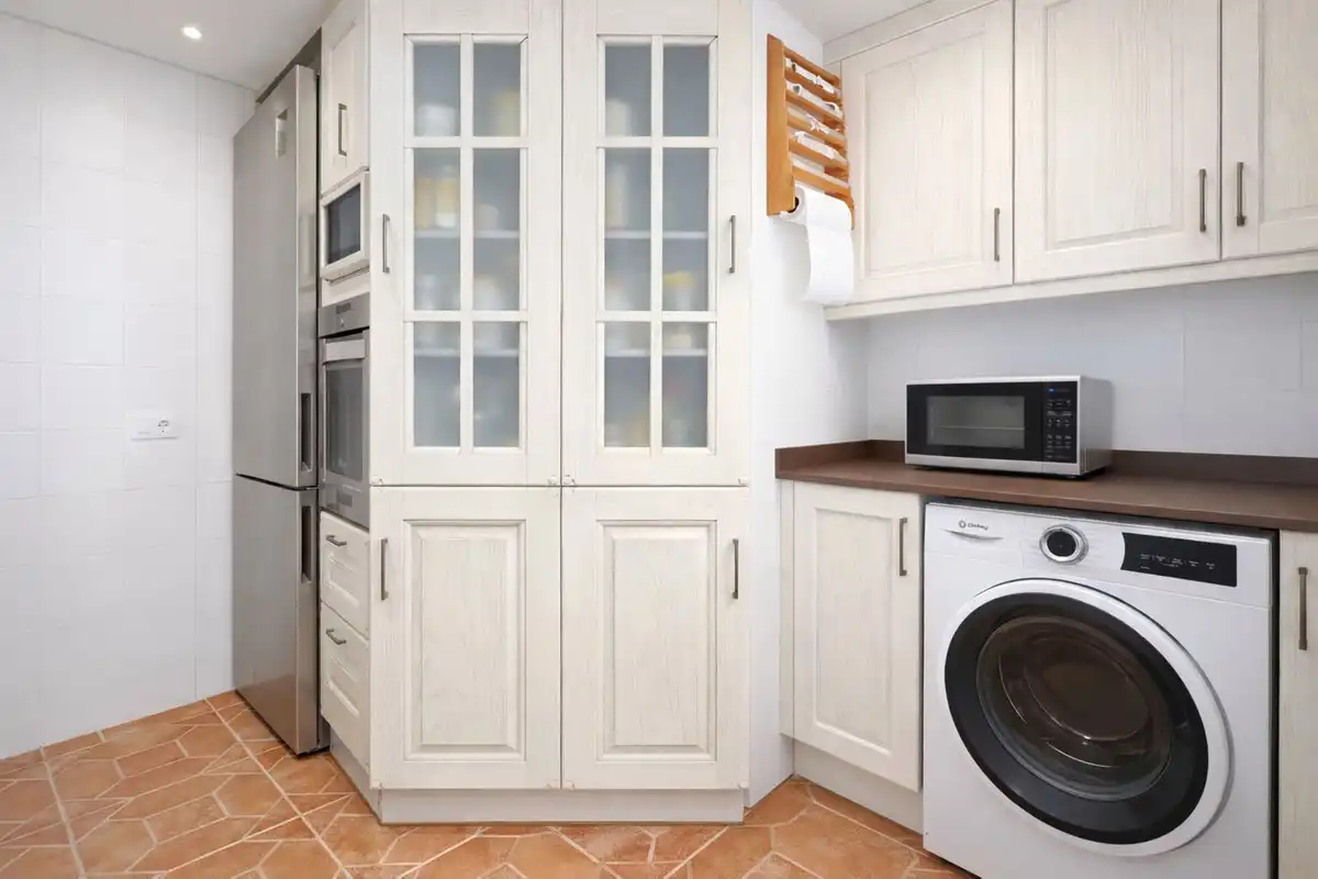 Piso en venta en Estepona - Estepona,Centro,Avenida Juan Carlos I, imagen 16