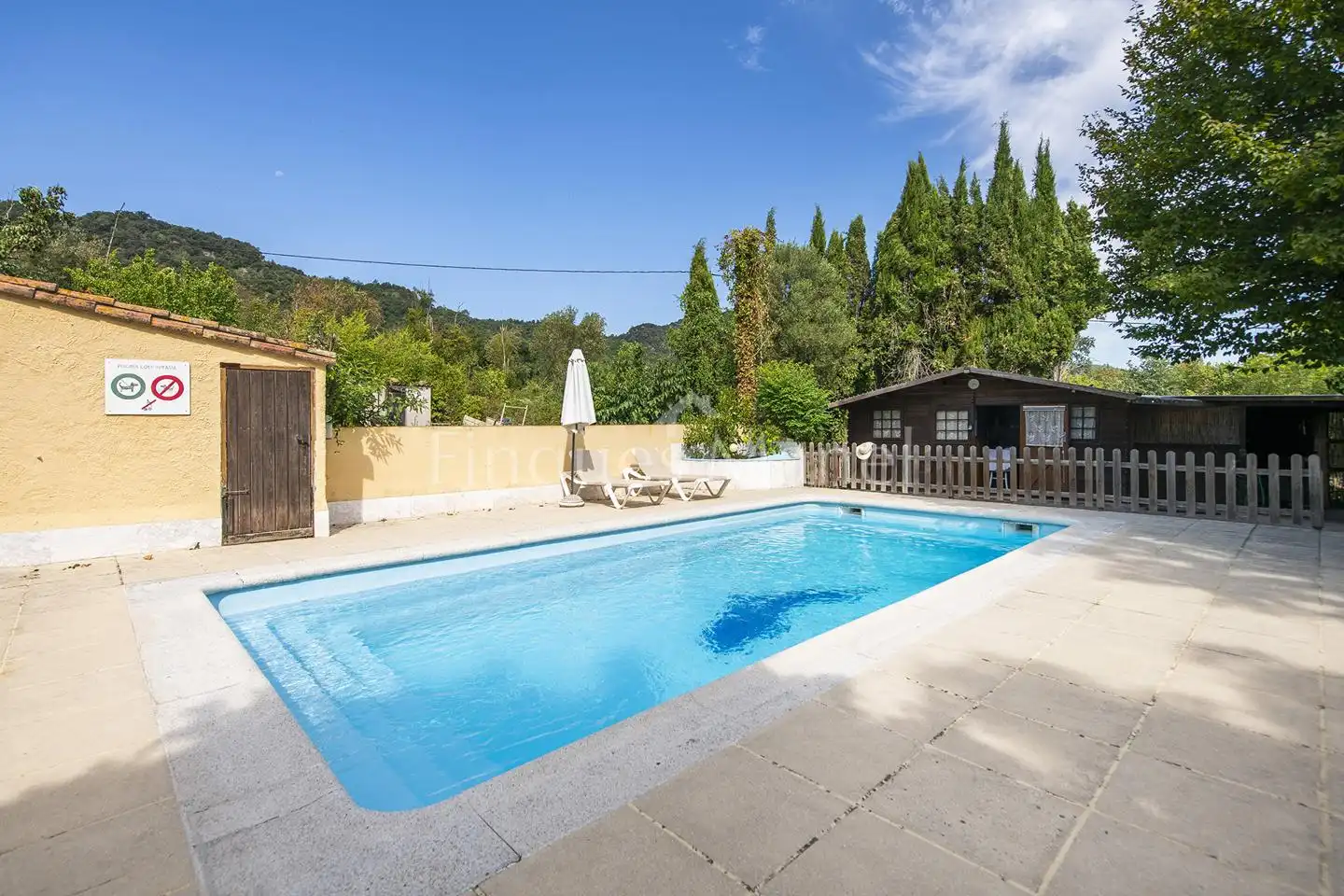 Piscina de Finca rústica en venda en La Cellera de Ter amb Calefacció, Jardí privat i Terrassa