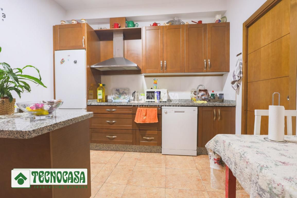 Kitchen of Single-family semi-detached for sale in Adra  with Air Conditioner and Terrace