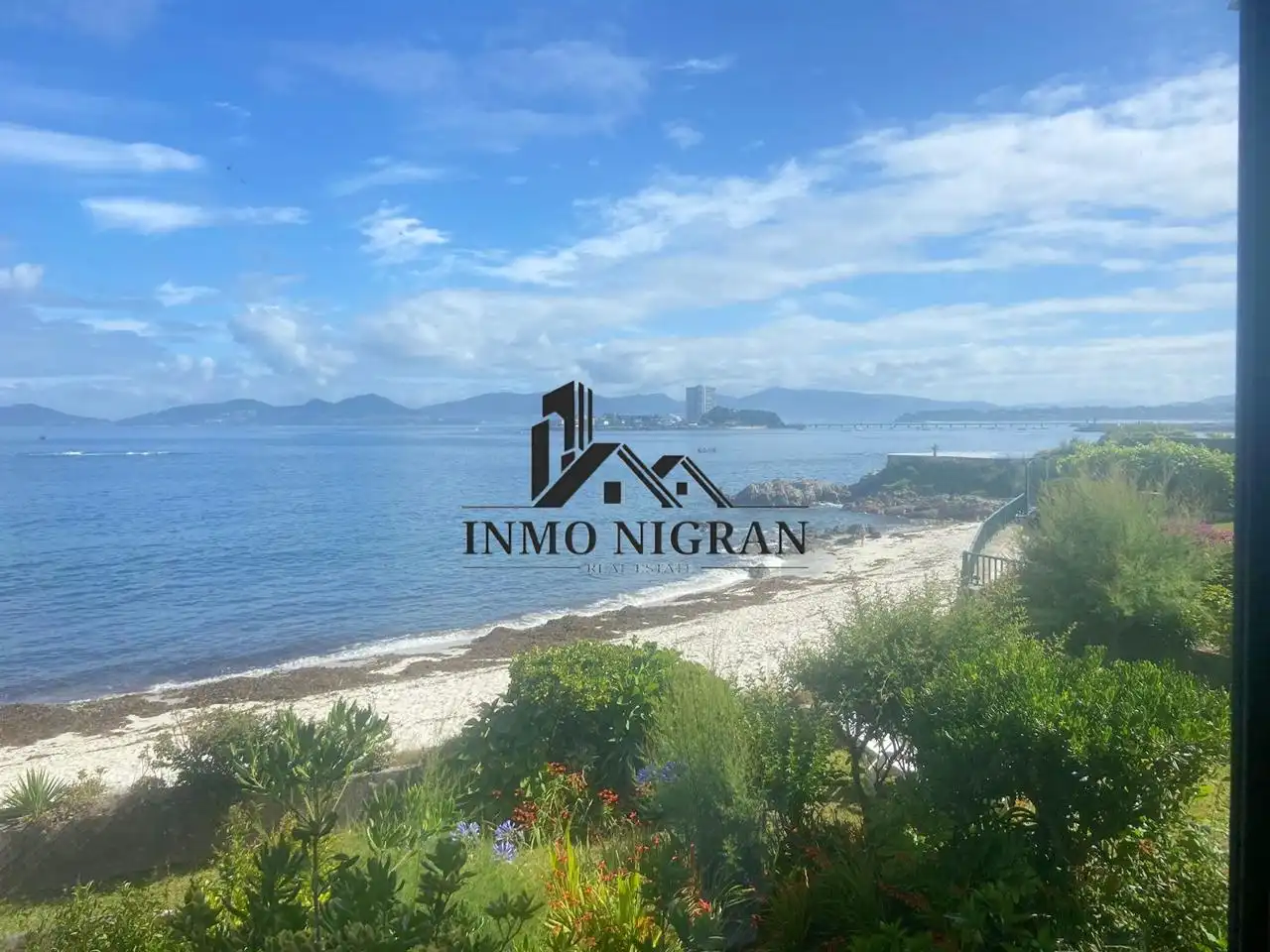Casa o chalet en venta en Vigo  con Jardín privado, Terraza y Balcón