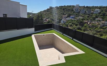 Swimming pool of House or chalet for sale in Calafell  with Air Conditioner, Heating and Private garden