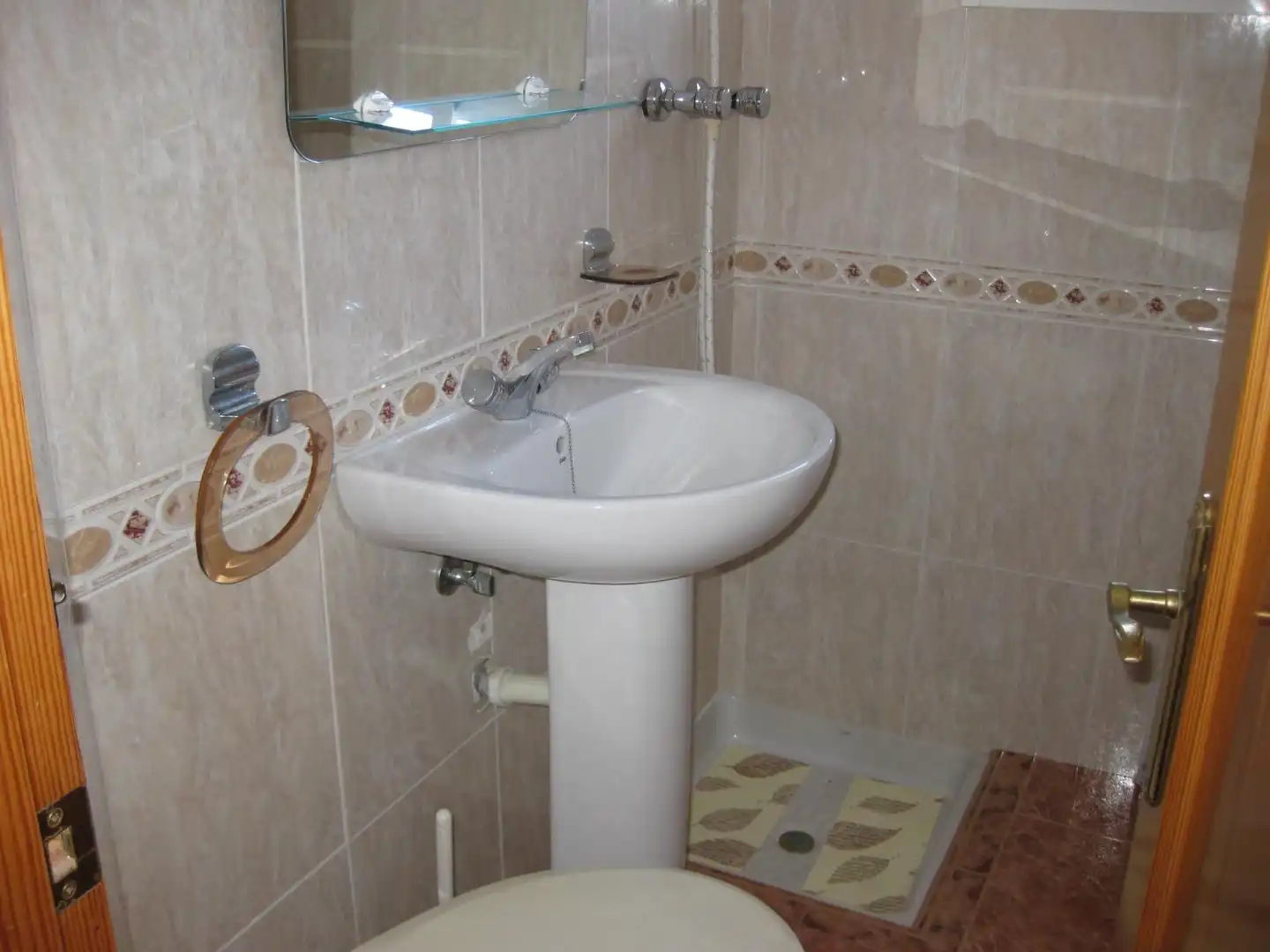 Baño de Piso de alquiler en Cartagena con Amueblado y Balcón