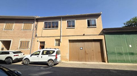 EN VENTA CASA DE TRES DORMITORIOS, BAÑO Y ASEO EN CASCANTE