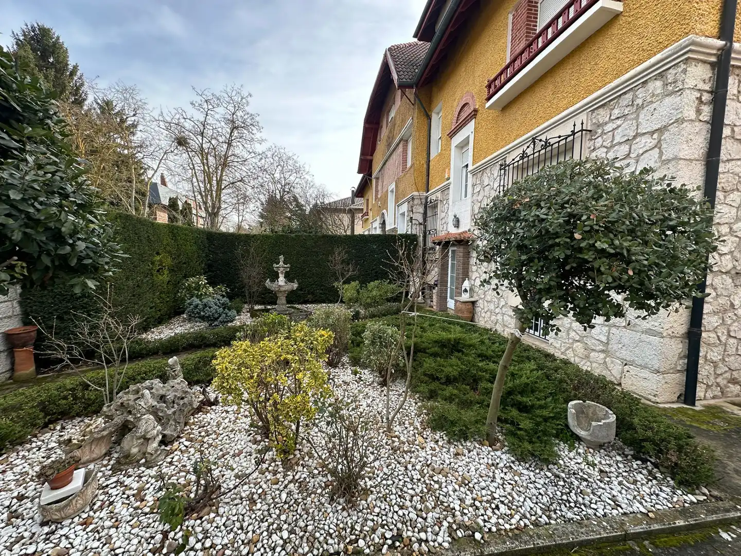 Jardí de Casa adosada en venda en Burgos amb Calefacció, Jardí privat i Traster