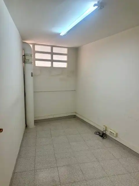 Gewerbefläche zur Miete in Carrer del Clavell 1, imagen 13