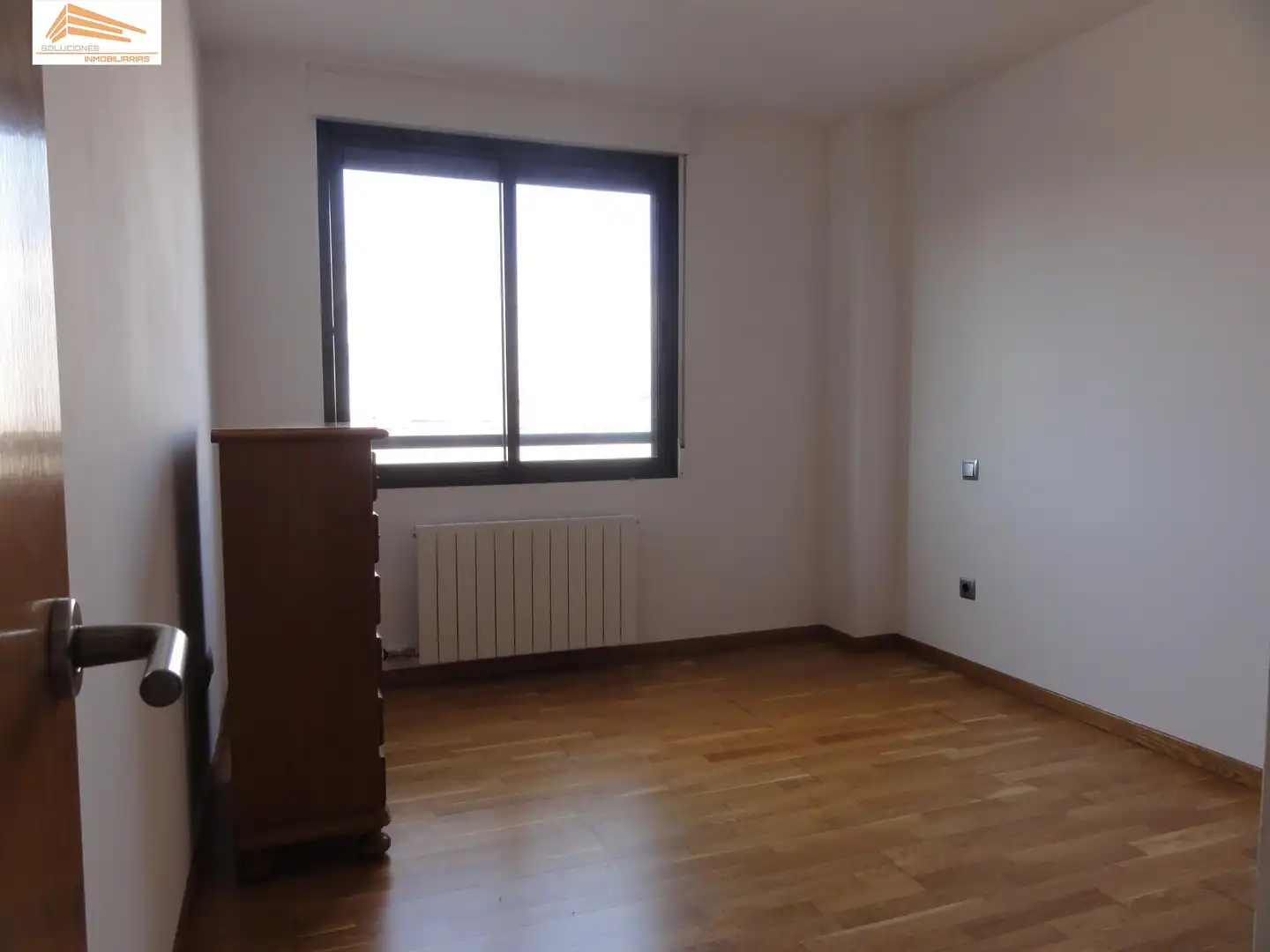 Habitación de Piso en venta en Valladolid con Calefacción y Parquet