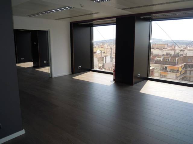 Oficina en Alquiler en N/A en La Maternitat i Sant Ramon