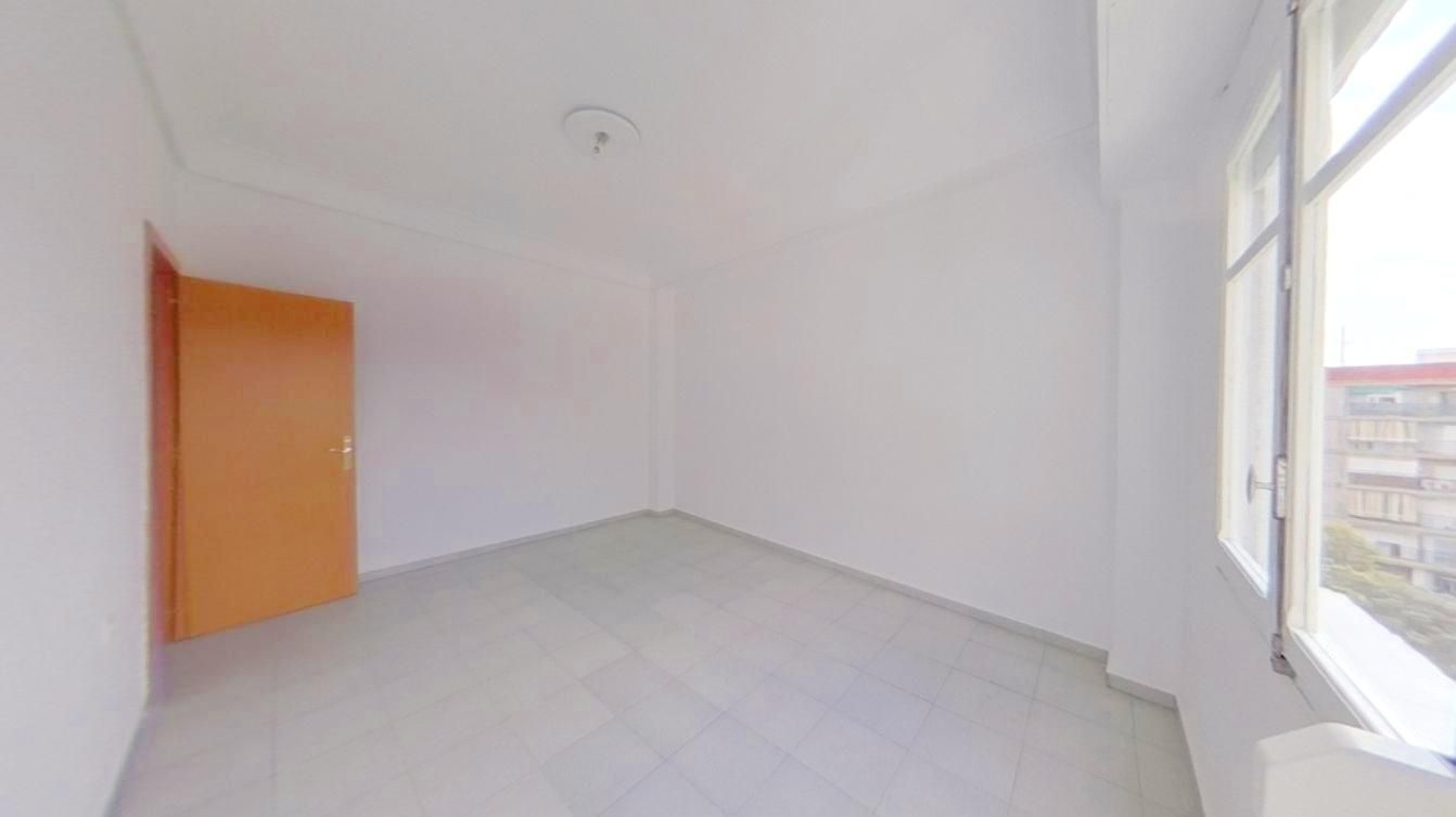 Bedroom of Flat for sale in  Valencia Capital  with Terrace, Oven and Washing machine