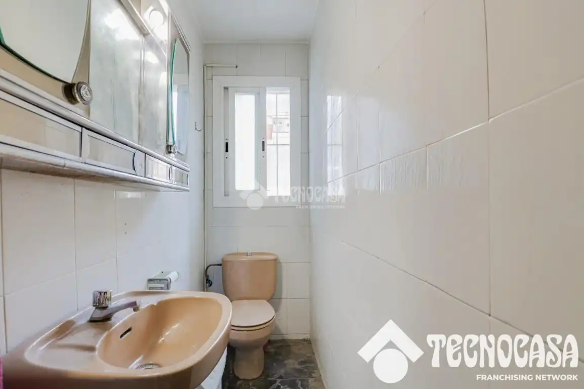 Penthouse with terrace for sale in C. de Riego, imagen 24