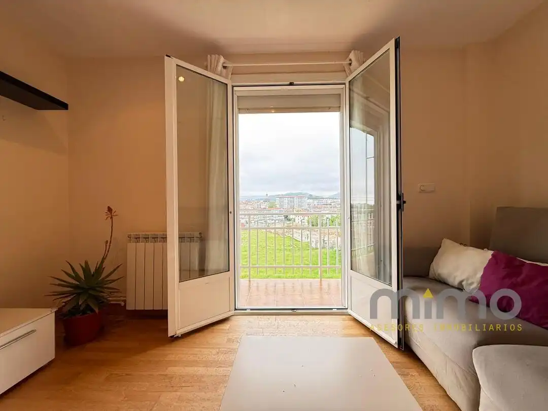 Terraza de Piso en venta en Irun  con Calefacción y Balcón