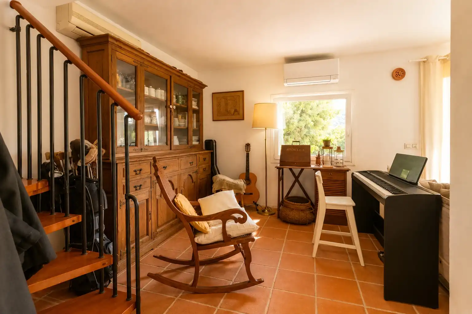 Living room of Houses for sale in Sant Cebrià de Vallalta  with Air Conditioner, Heating and Private garden