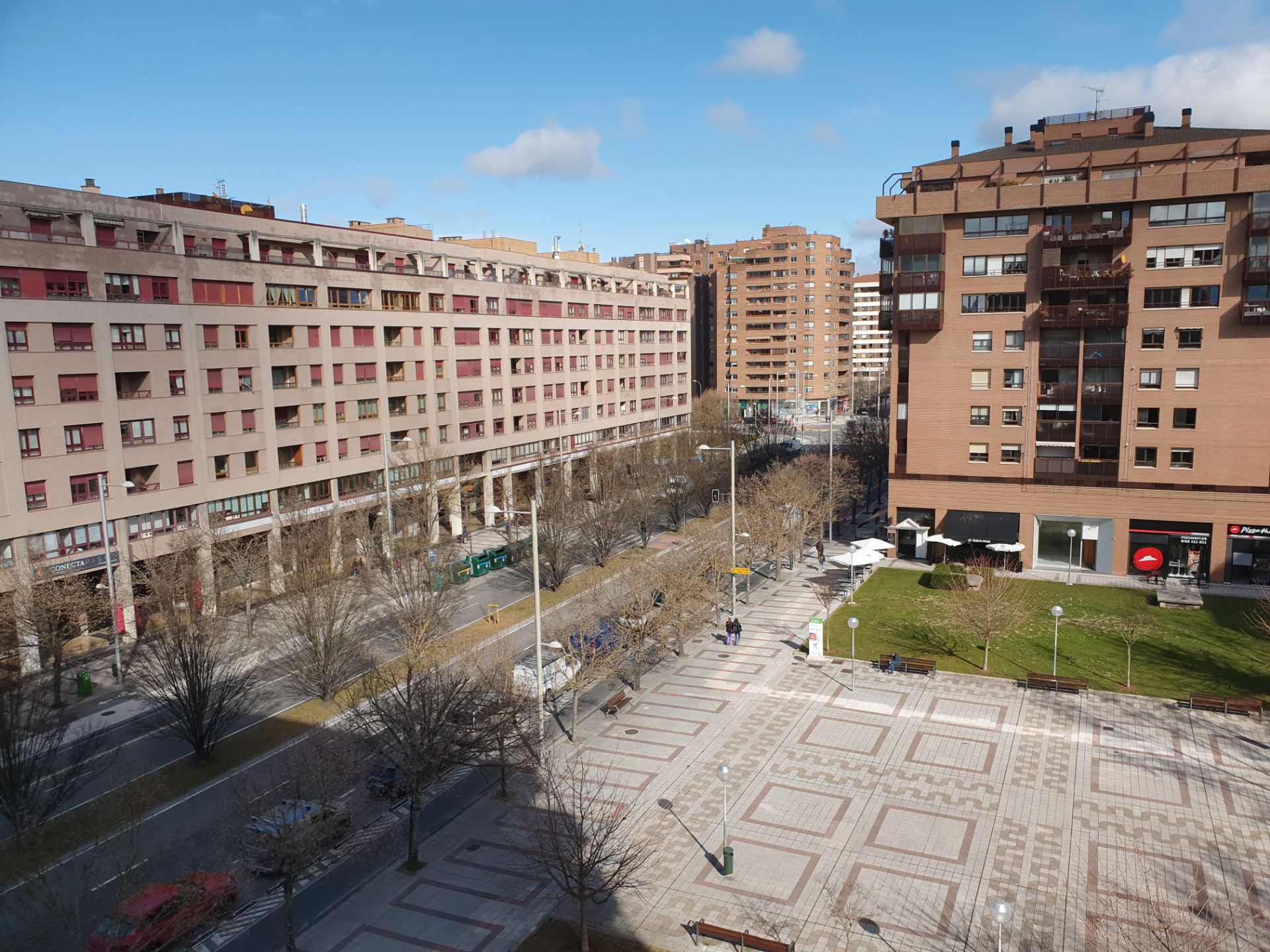 Vista exterior de Pis en venda en  Pamplona / Iruña amb Calefacció, Parquet i Terrassa