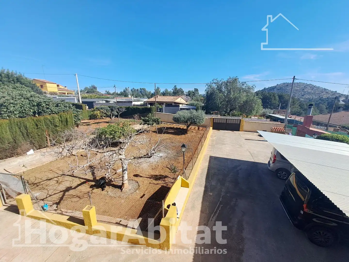 Vista exterior de Casa o xalet en venda en L'Alcora amb Calefacció, Jardí privat i Terrassa